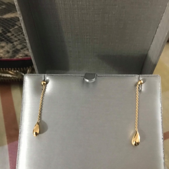 18k gold earrings - Picture 2 of 2
